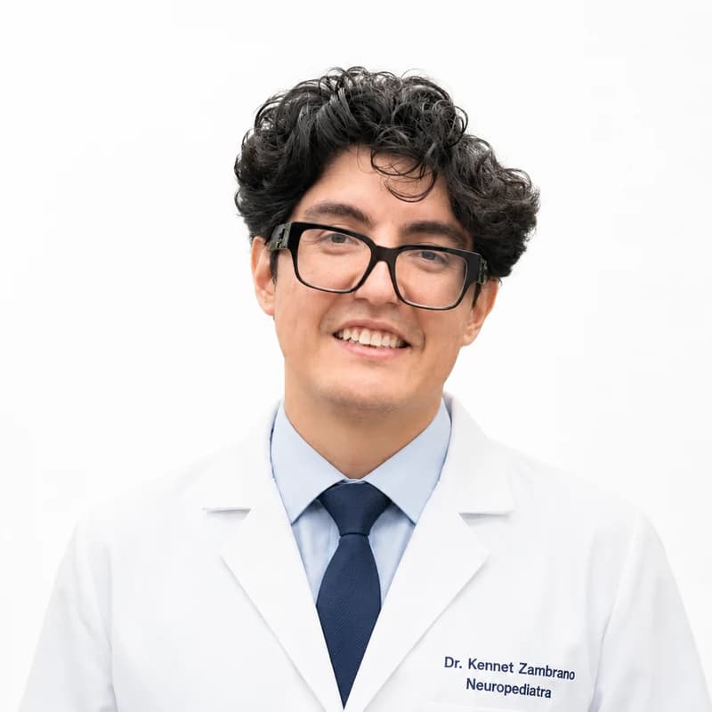 Dr. Kennet Zambrano Rivas